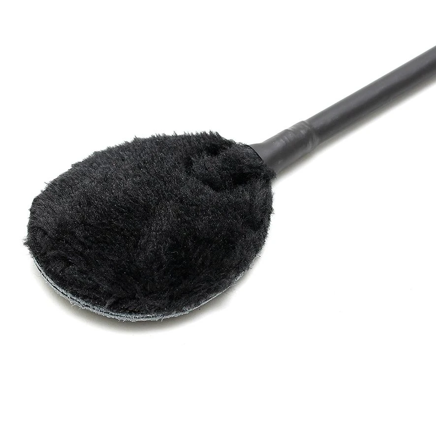 Cravache Simili Cuir Et Embout Fausse Fourrure 2 Cravache Simili Cuir Et Embout Fausse Fourrure – Image 2