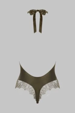 Maison Close Body String En Soie Encolure Américaine - Rendez-vous Kaki 10 Maison Close Body String En Soie Encolure Américaine - Rendez-vous Kaki -Maison Close Magasin body string encolure americaine rdv kaki 6