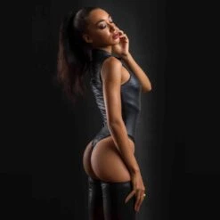 Body String Ouvrable En Wetlook - Manon 9 Body String Ouvrable En Wetlook - Manon -Maison Close Magasin body zippe wetlook manon 5