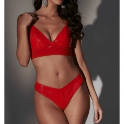 Brassière En Vinyle Rouge - Jill -Maison Close Magasin brassiere vinyle rouge jill catanzaro 5