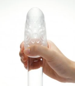 TENGA Oeuf De Masturbation - Coeurs -Maison Close Magasin oeuftenganoircoeurdemo