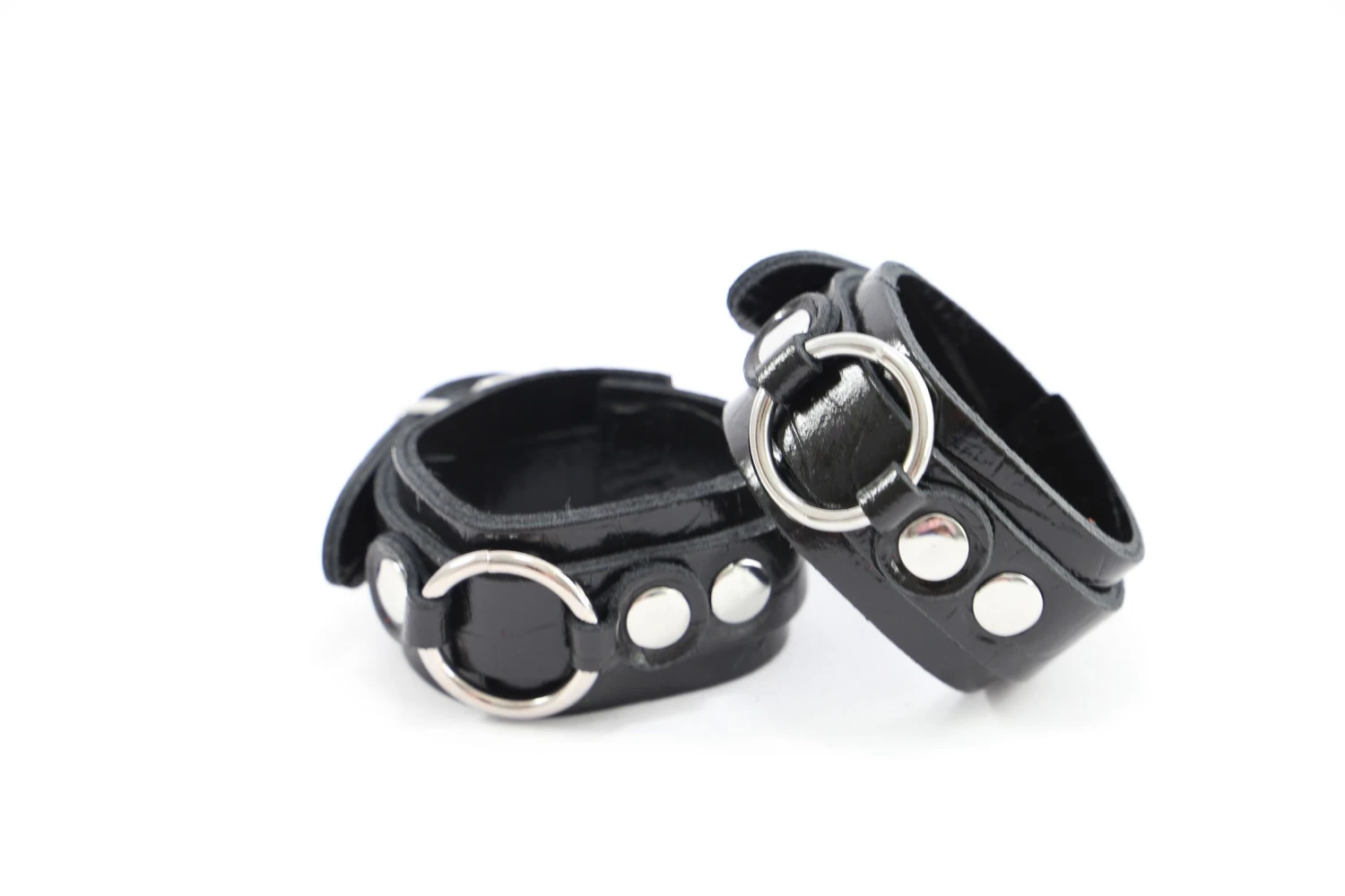 Menottes En Cuir Effet Croco - Noir 1 Menottes En Cuir Effet Croco - Noir