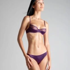 Maison Close Soutien 1/4 Cup - Villa Satine - Violet 7 Maison Close Soutien 1/4 Cup - Villa Satine - Violet -Maison Close Magasin soutien gorge balconnet villa satine violet 3