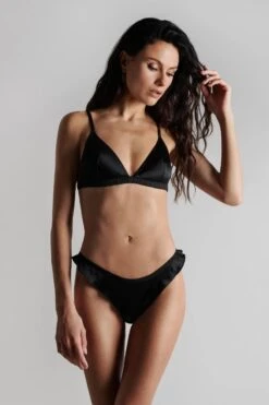 Maison Close Tanga En Soie - Rendez-vous Noir 13 Maison Close Tanga En Soie - Rendez-vous Noir -Maison Close Magasin tanga rendez vous noir 3