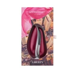 Womanizer Liberty - Rouge -Maison Close Magasin wmz liberty red packaging png 8